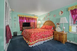 142 Travis Dr, Bridgeport, CT 06606 - Photo 15