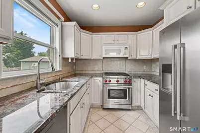 160 Gregory Boulevard, Norwalk, CT 06855 - Photo 11