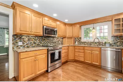 20 Cornell Road, West Hartford, CT 06107 - Photo 11