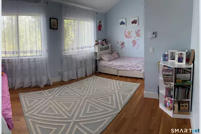 80 Lawn Avenue #13, Stamford, CT 06902 - Photo 13