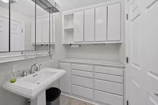 25 Masons Island Rd, Stonington, CT 06355 - Photo 13