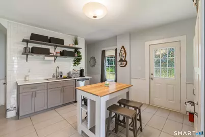 17-19 Gorman Place, Manchester, CT 06040 - Photo 5