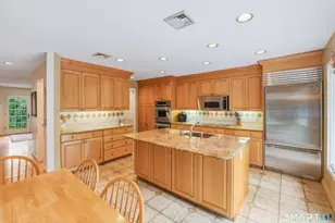 12 Mountain Farms Rd, West Hartford, CT 06117 - Photo 7