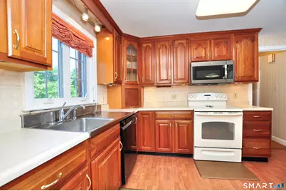 1210 Trout Brook Drive, West Hartford, CT 06119 - Photo 17