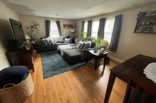 7 Babcock St, Stonington, CT 06379 - Photo 3