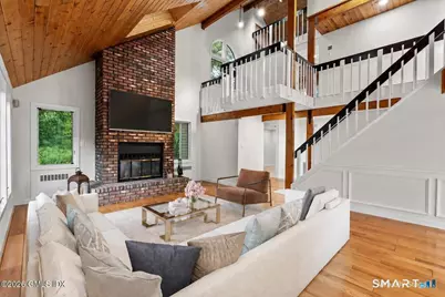 2 Choctaw Lane, Greenwich, CT 06831 - Photo 5
