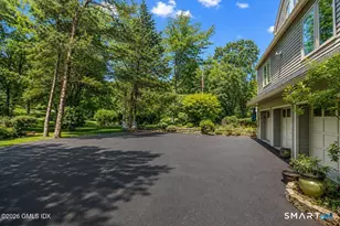 2 Choctaw Ln, Greenwich, CT 06831 - Photo 37
