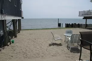 49 Shoreline Dr, Stratford, CT 06615 - Photo 3