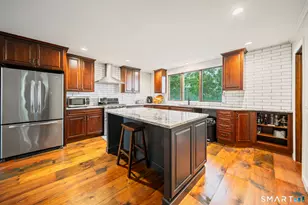 33 Skyline Dr, Sherman, CT 06784 - Photo 9