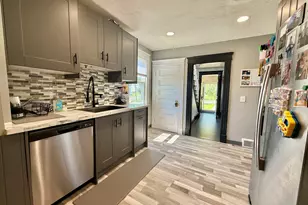 802 Bunker Hill Ave, Waterbury, CT 06708 - Photo 7