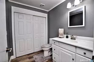 23 Kingsbridge, Avon, CT 06001 - Photo 19
