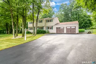 18 Hillside Dr, Ellington, CT 06029 - Photo 1