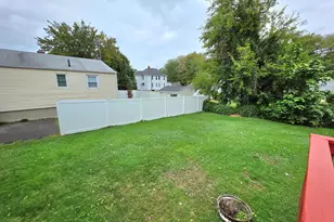 40 Englewood Ave, Bloomfield, CT 06002 - Photo 21