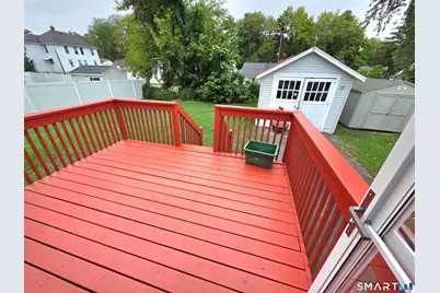 40 Englewood Avenue, Bloomfield, CT 06002 - Photo 17