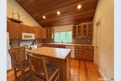 19 Robin Hill Lane, Salisbury, CT 06039 - Photo 3