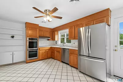 20 Lincoln Drive, New Canaan, CT 06840 - Photo 17
