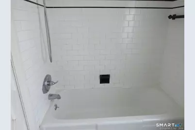 36 Rochford Avenue, Hamden, CT 06514 - Photo 25