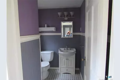 36 Rochford Avenue, Hamden, CT 06514 - Photo 9