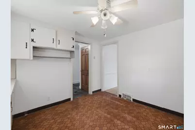 2409 Albany Avenue, West Hartford, CT 06117 - Photo 11