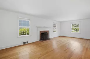 2409 Albany Ave, West Hartford, CT 06117 - Photo 7