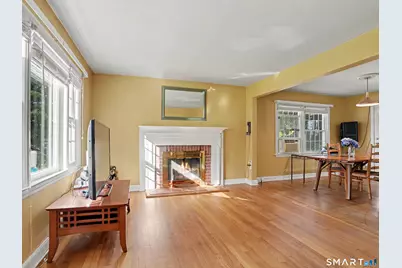 555 Lakeside Drive, Bridgeport, CT 06606 - Photo 3