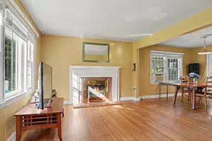555 Lakeside Dr, Bridgeport, CT 06606 - Photo 3
