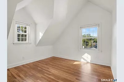 555 Lakeside Drive, Bridgeport, CT 06606 - Photo 13