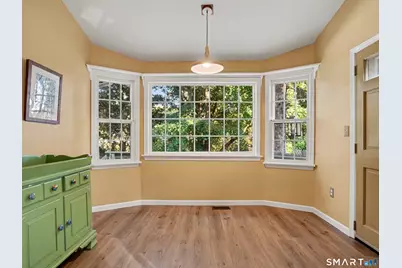 555 Lakeside Drive, Bridgeport, CT 06606 - Photo 11