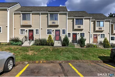 238 North Hampton Court #238, Meriden, CT 06450 - Photo 3