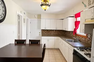 130 Plymouth St, New Haven, CT 06504 - Photo 7