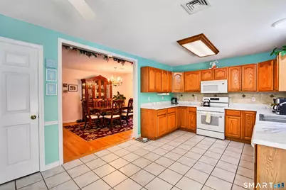 37 Adam Drive, Newington, CT 06111 - Photo 7