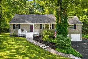 22 Willard St, Simsbury, CT 06070 - Photo 1