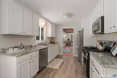 22 Willard Street, Simsbury, CT 06070 - Photo 11