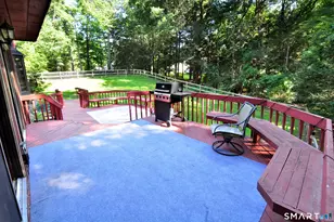 11 Fawn Dr, Granby, CT 06035 - Photo 3