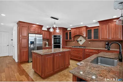 187 Canoe Brook Road, Trumbull, CT 06611 - Photo 7