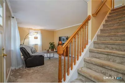 24 Court Park, West Hartford, CT 06119 - Photo 5