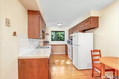 31 Harbour Village #C, Branford, CT 06405 - Photo 17