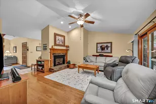 25 Crosswood Rd, Farmington, CT 06032 - Photo 23