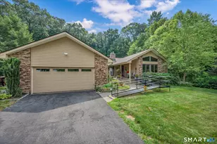 25 Crosswood Rd, Farmington, CT 06032 - Photo 3