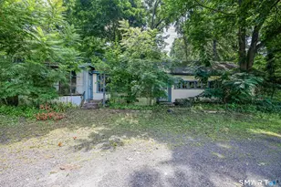 137 & 141 Main Street S, Woodbury, CT 06798 - Photo 21