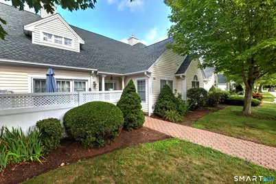 35 Southwick Court #35, Cheshire, CT 06410 - Photo 3