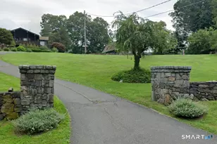 80 Turkey Plain Rd, Bethel, CT 06801 - Photo 25