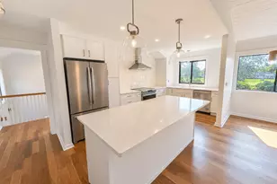 585 Pequot Ln, Stratford, CT 06614 - Photo 5