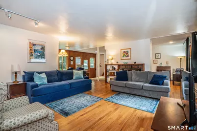 240 Haynes Road, Avon, CT 06001 - Photo 3