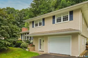 34 Imperial Dr, South Windsor, CT 06074 - Photo 1