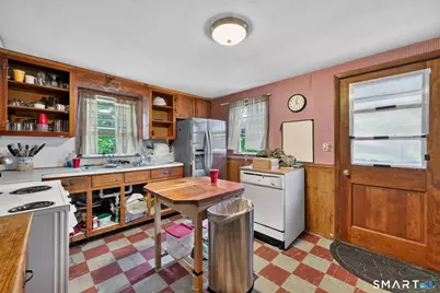 49 Walnut Street, East Hartford, CT 06108 - Photo 5