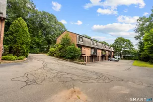 38 Trafford St, Meriden, CT 06450 - Photo 5