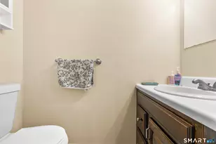 38 Trafford St, Meriden, CT 06450 - Photo 21