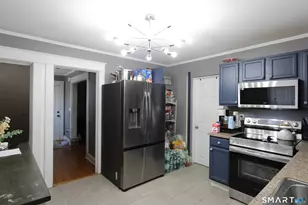 159 Roosevelt St, Hartford, CT 06114 - Photo 3