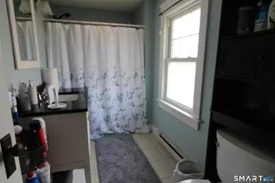 159 Roosevelt Street, Hartford, CT 06114 - Photo 9